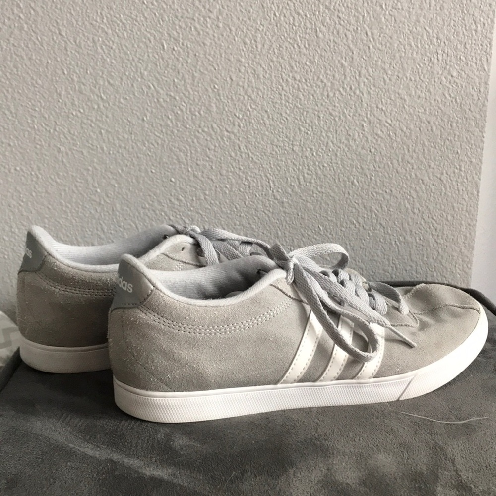 GREY LIFESTYLE ADIDAS SHOES